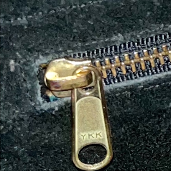 Lesanddra Leather Bag - Picture 10 of 16